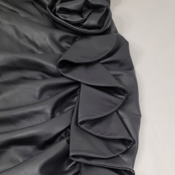 Express Black Asymmetrical Ruffled Sheath Dress - Picture 5 of 11